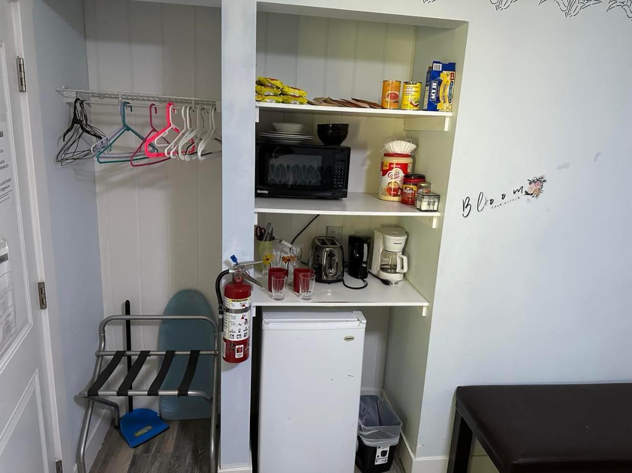 אבוטספורד Guest Suite - Private Retreat - J-1 מראה חיצוני תמונה